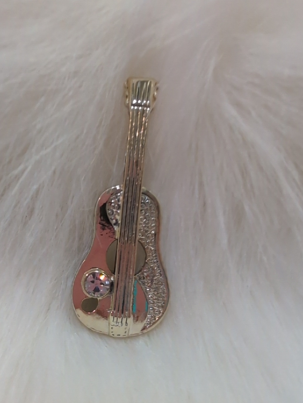 Guitar Brooch Gold Tone with Rhinestone.